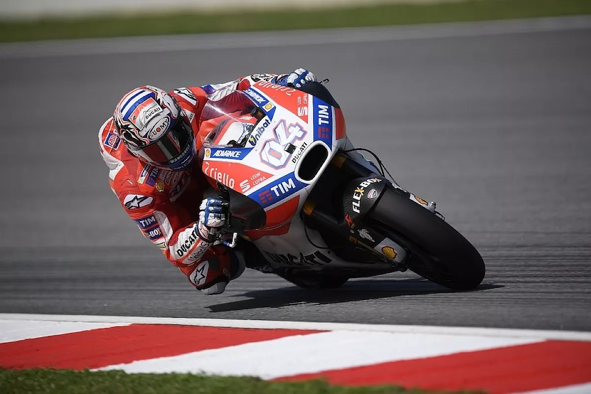 MotoGP 2017, Sepang: Dovizioso centra il successo