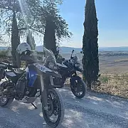 Eroica 2021 Triumph Tiger 800 – BMW F800GS-1