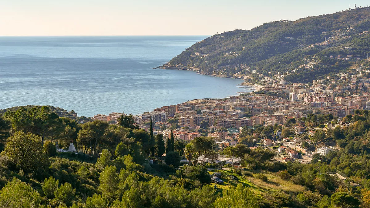 Vista su Marina di Andora, Liguria