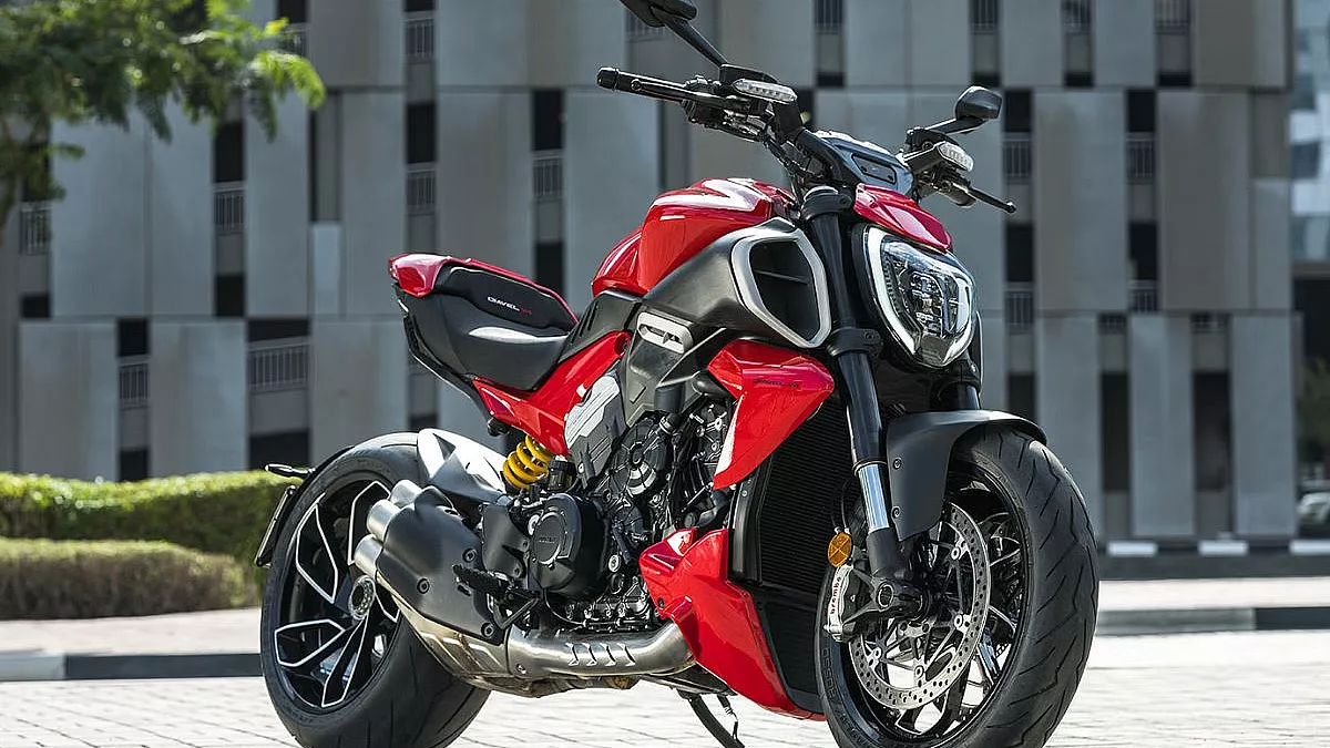 Ducati Diavel V4