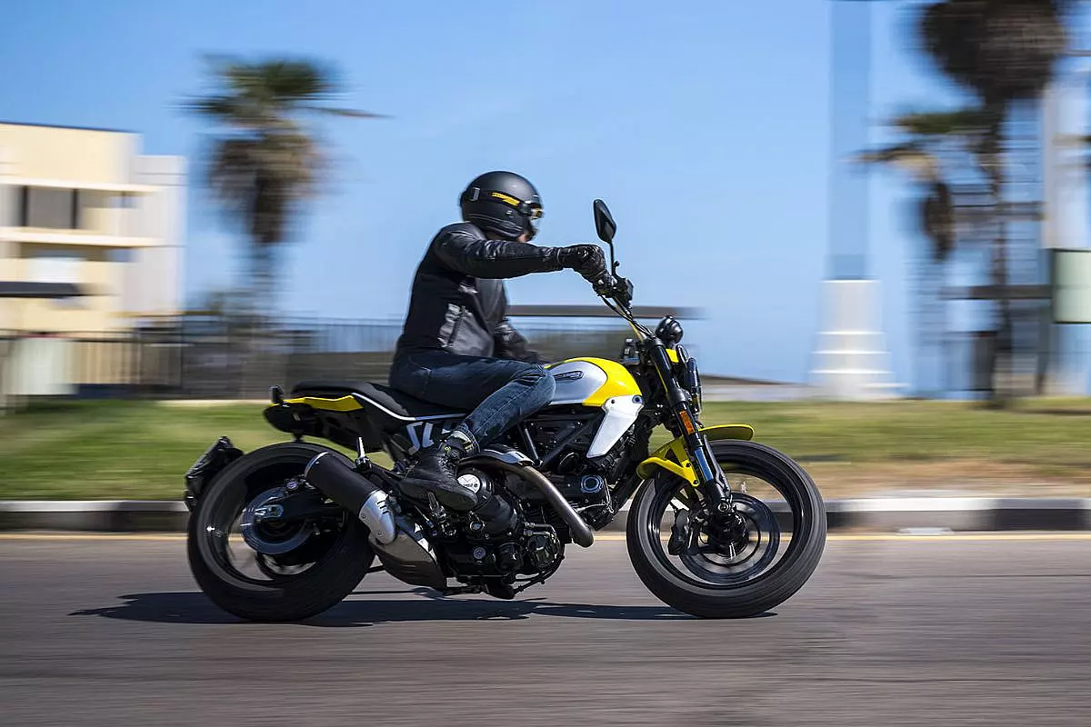 Ducati Scrambler Icon 62 Yellow