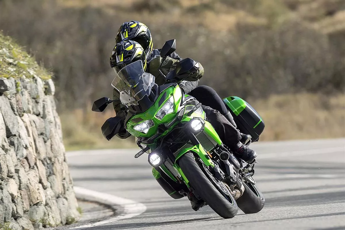 Kawasaki Versys 650 2023 Candy Lime Green
