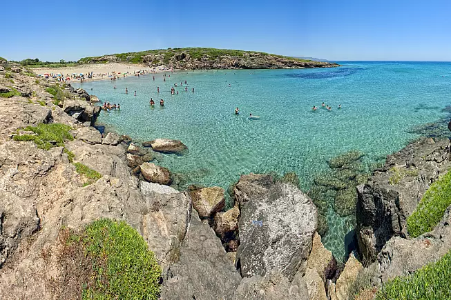 La spiaggia di Calamosche, a Noto.
