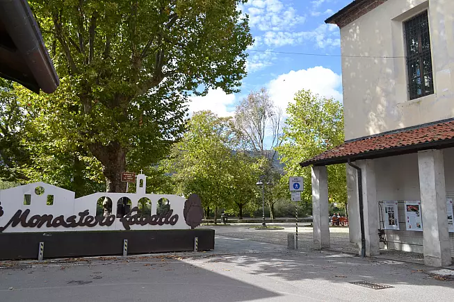 Ingresso al Monastero di Lavello, calolziocorte