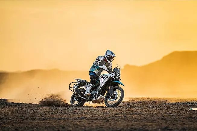 CFMOTO 450MT