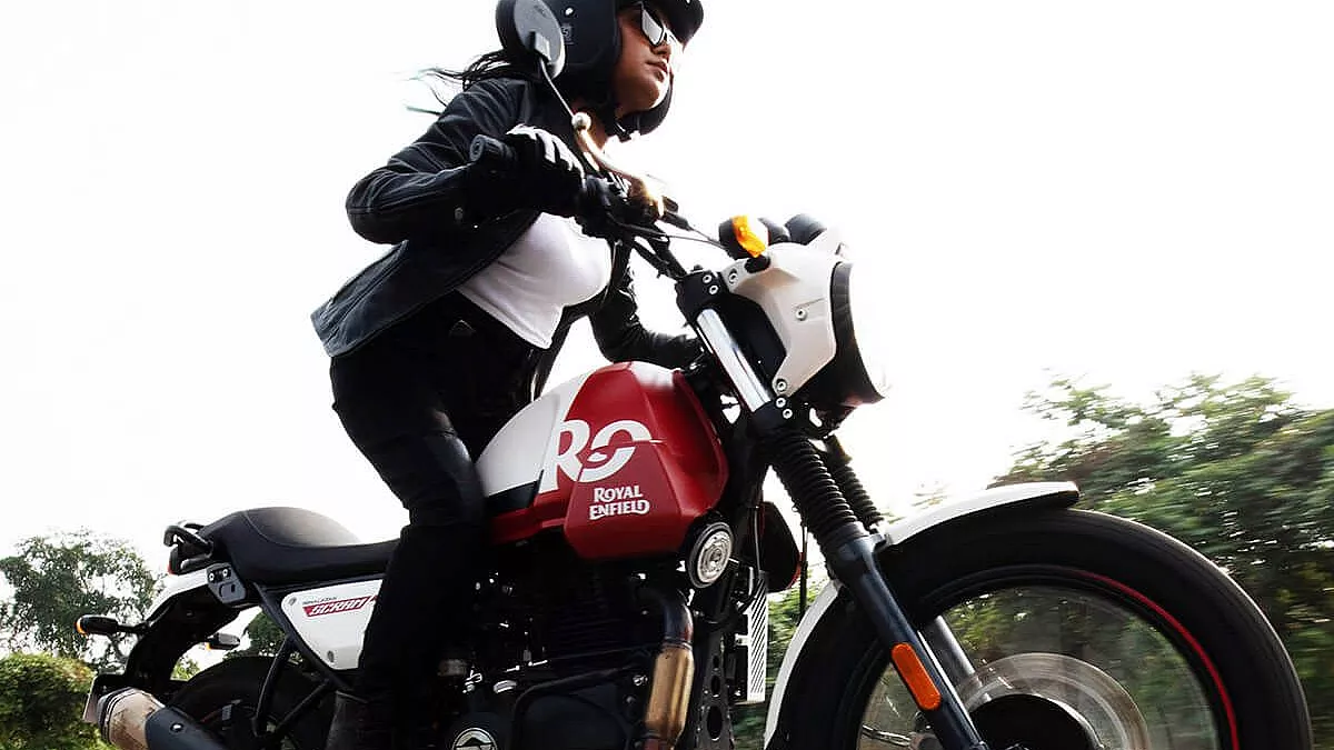 Royal Enfield Scram 411 White Flame