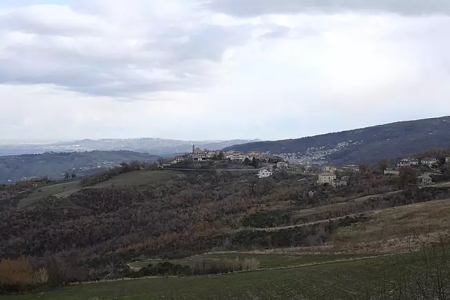 Abbateggio nel verde del Parco Naturale della Majella. 