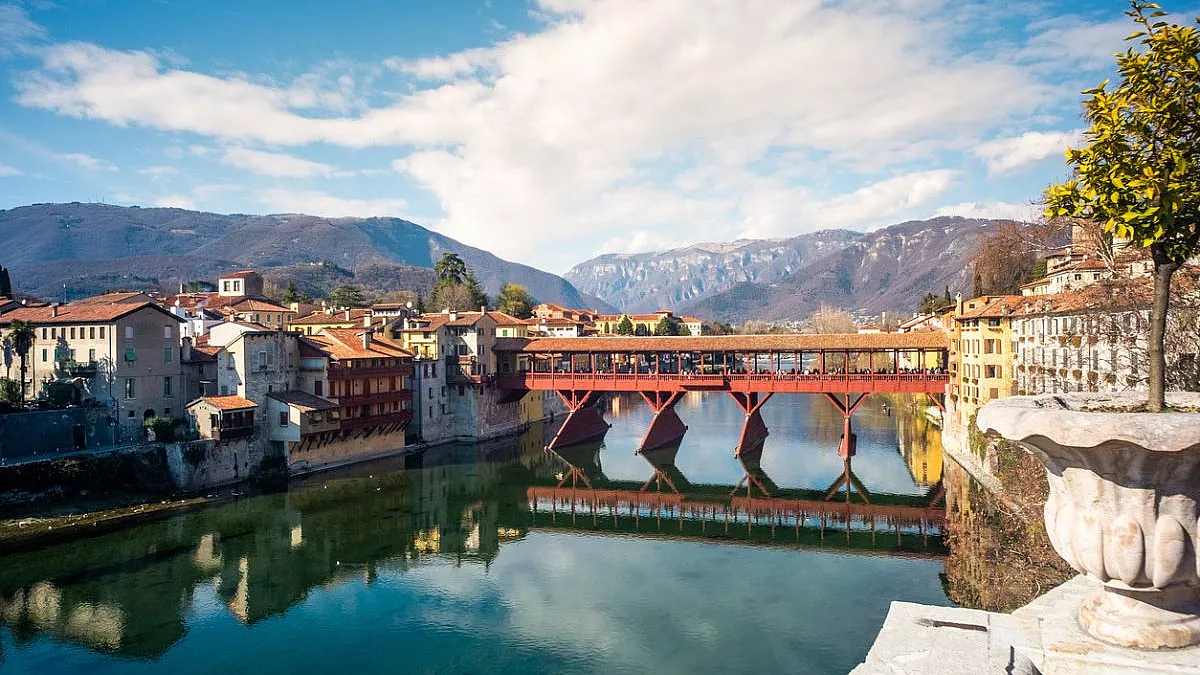 Ponte degli Alpini, o Ponte Vecchio, di Bassano del Grappa