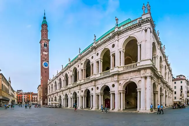 Basilica Palladiana e Piazza dei Signori, Vicenza, Italia