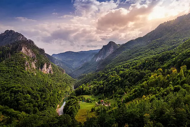 Canyon di Tara