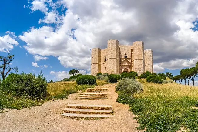 Castel del Monte, uno dei Castelli Federiciani, Andria, Puglia