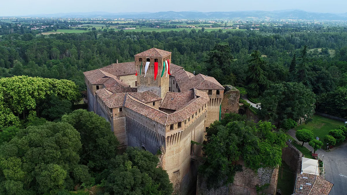 Castello di Montechiarugolo, Parma, Italia. D-VISIONS / Shutterstock.com