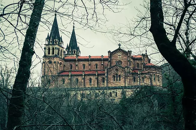 Chiesa di Covadonga. Willian Justen de Vasconcellos, Unsplash