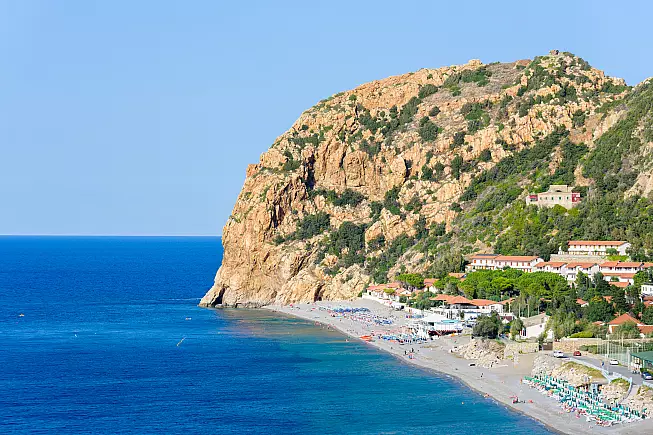 La famosa spiaggia di Capo Calavà, a Gioiosa Marea. 