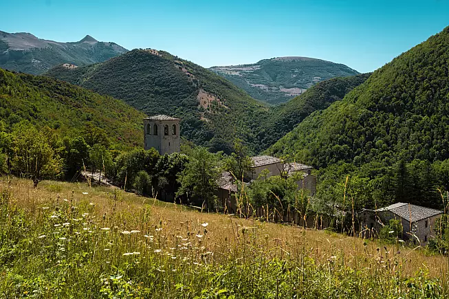 Marchigiani nei dintorni di Serra di Sant'Abbondio. 