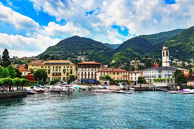 Via Regina, panorama su Cernobbio