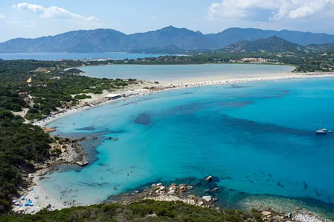 Villasimius. Spiagge di Porto Giunco, Time Ama, Serr'e Morus
