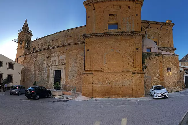 Chiesa Madre, Sambuca di Sicilia. Davide Mauro, Wikimedia