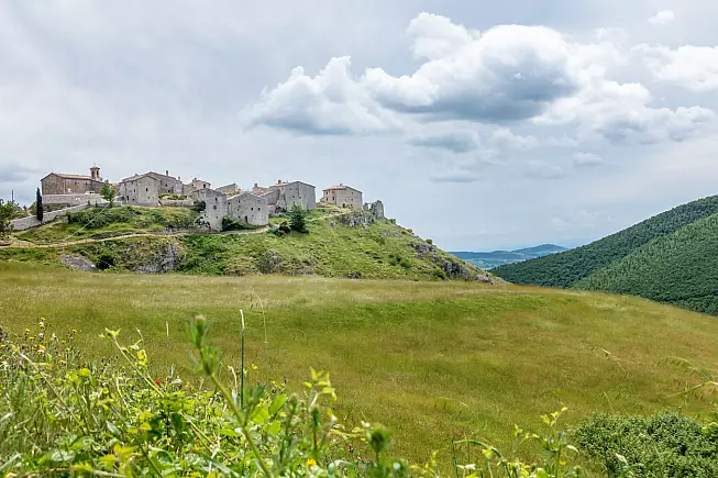 Elcito, frazione montana di San Severino Marche.