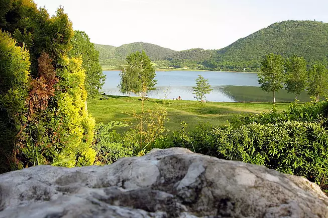 Lago di Canterno, vista panoramica