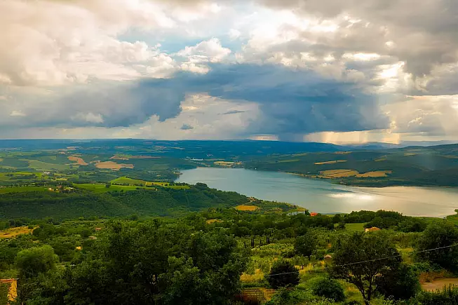 Lago di Corbara