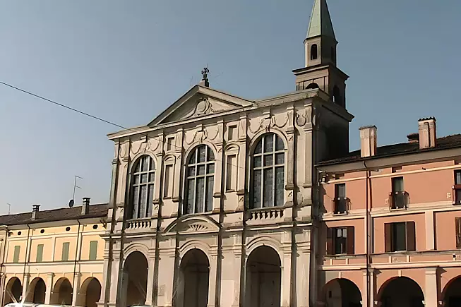 Parrocchia Dei Santi Sette Fratelli Martiri. Casalmaggiore Provincia, WIkimedia
