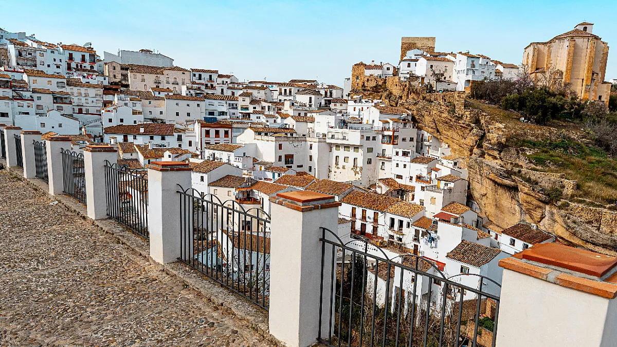 Setenil de las Bodegas, Cadiz, Spagna, uno dei Pueblos Blancos più famosi