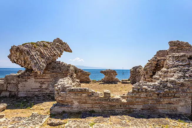 Area archeologica di Tharros. Cabras, Oristano, Sardegna. Shutterstock_2036804810