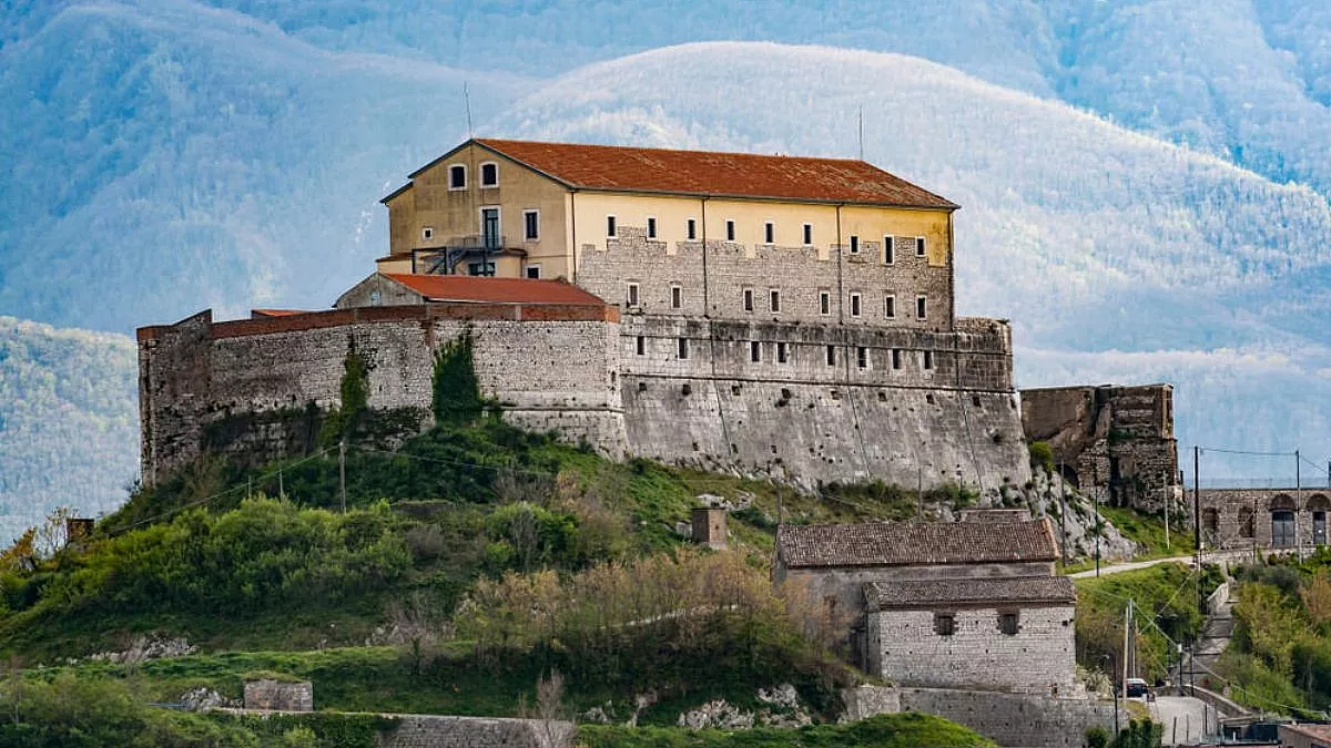 Castello di Montesarchio, Montesarchio
