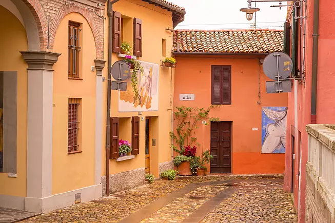 Dozza, Emilia-Romagna. Shutterstock_2190539693
