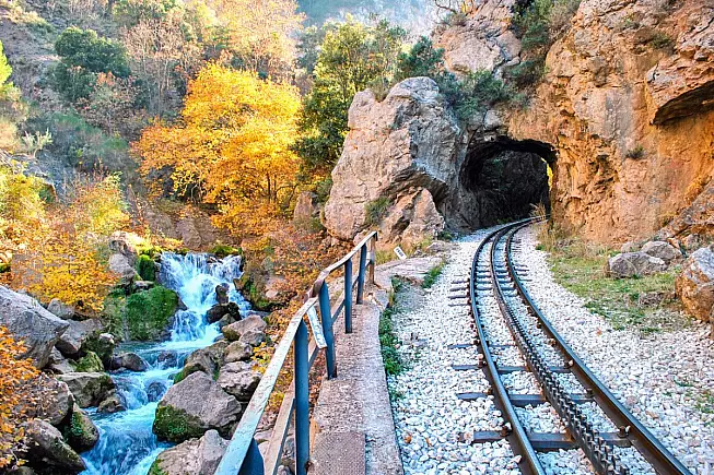 Ferrovia Diakopto-Kalavryta, vicino al monte Helmos, Diakopto. 