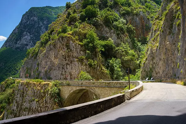 Gole del Sagittario, vista dal ponte. 2106203162