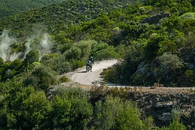 Honda Africa Twin guidata in Sardegna su strada sterrata. SH1964898505