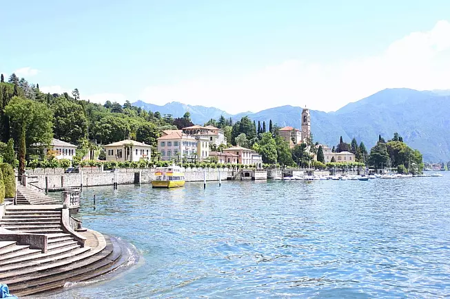 Lungolago di Moltrasio, sul Lago di Como. Mariya Georgieva, Unsplash