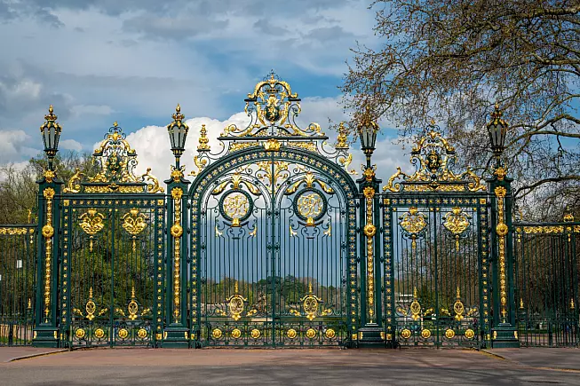 Parco della Tête d'Or, Lione. Shutterstock 2308478441