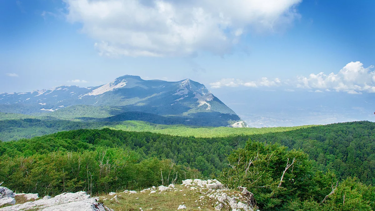 Parco nazionale del Cilento, Vallo di Diano e Alburni. Vista dal Monte Panormo. Shutterstock_1819400072