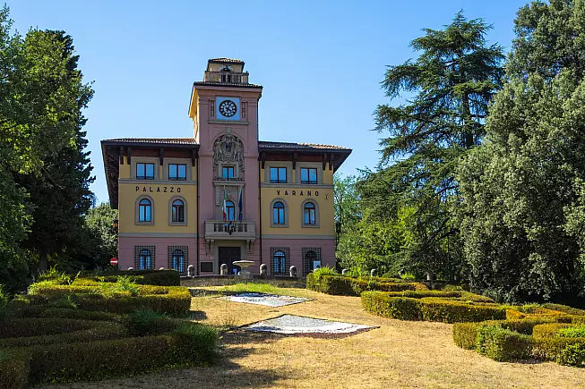 Il Palazzo Varano, oggi sede del Comune di Predappio. 