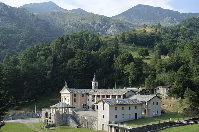 Santuario della Madonna di Prascondù. 300576996