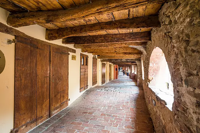 Via degli Asini, Brisighella. Shutterstock_1389799571