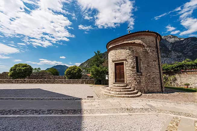 Battistero di San Michele, Venzone. iStock-1415179240