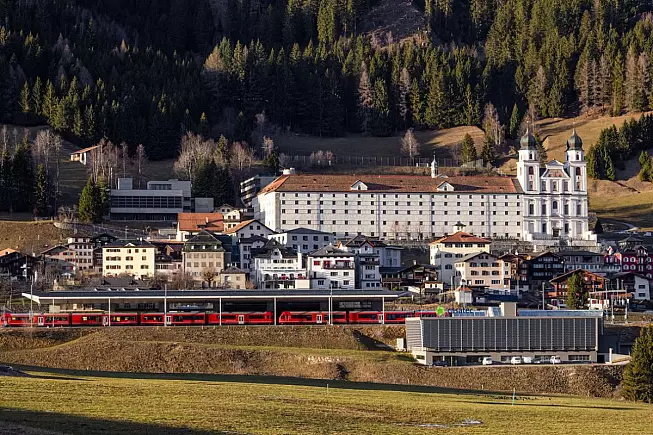 Disentis Mustér, Svizzera. iStock-2008589621