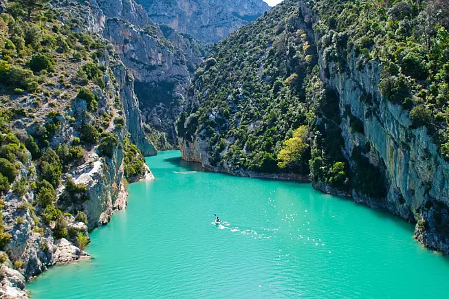 Gole del Verdon, acqua. iStock-486138832