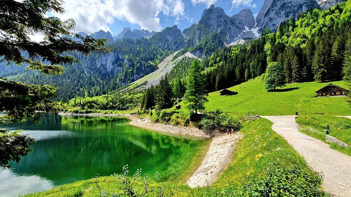 Gosauseen, Alta Austria. iStock-2091781538