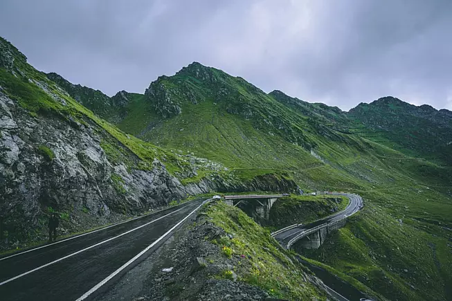 Transfagarasan. Panorama delle curve. 1825499219