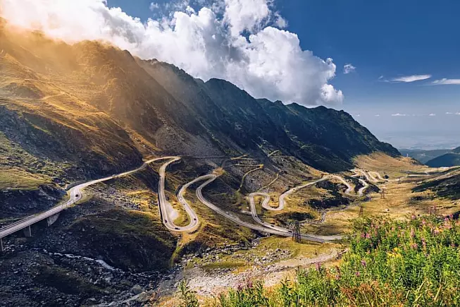 Transfagarasan, panorama di curve e tornanti. 769238209