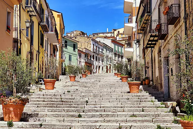 La Scalinata di San Nicola, simbolo di Trivento. 