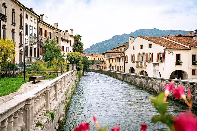 Vittorio Veneto. Fiume Meschio a Serravalle. 1188403356
