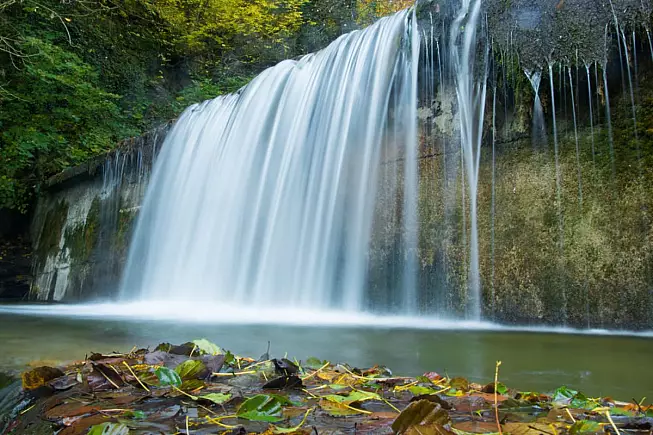 Cascata dell'Acquacheta. Shutterstock_504162652