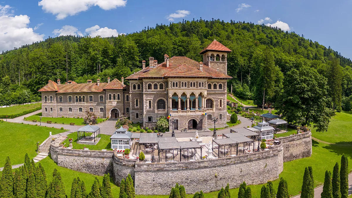 Castello di Cantacuzino. Bușteni, Romania. Shutterstock_2327829457