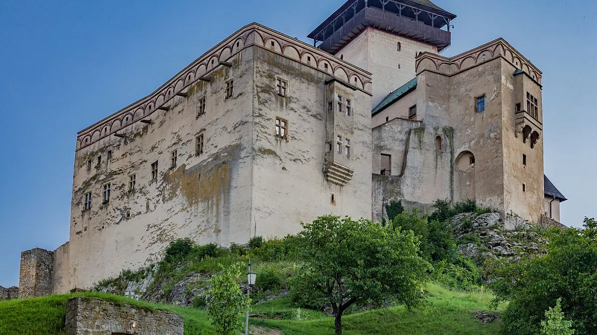 Castello di Trencin. Vista da vicino. iStock-832081200